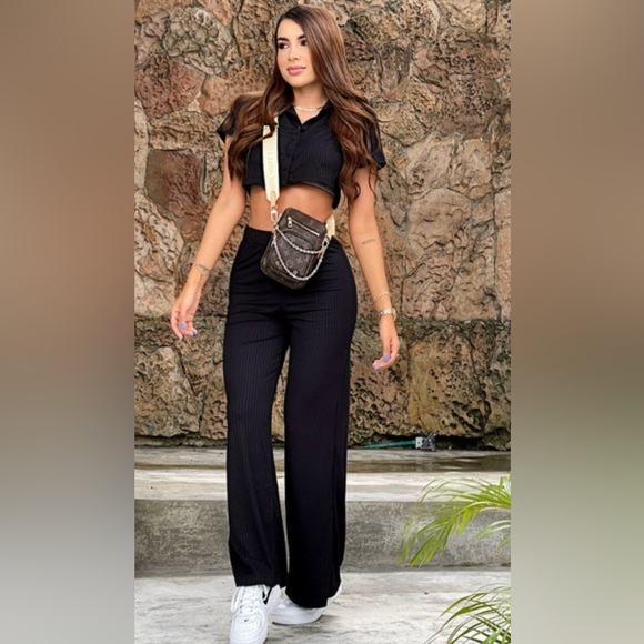 Black Ribbed Two-Piece Set - Picture 2 of 2